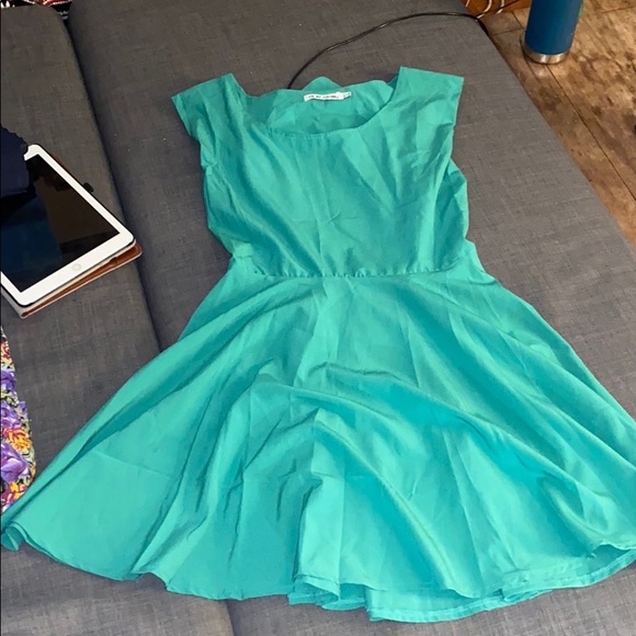Kelly Green Skater Dress - Picture 1 of 2